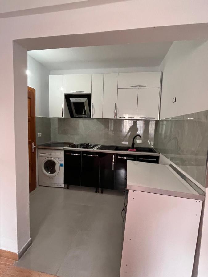 Feriz Vukaj Hotell Hamallaj Exteriör bild